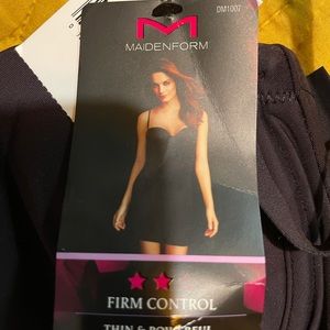 Madenform black new with tags size 34D